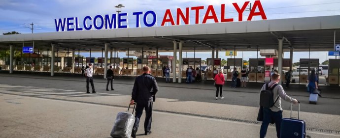 رکورد شکنی تازه تردد مسافر در فرودگاه آنتالیا